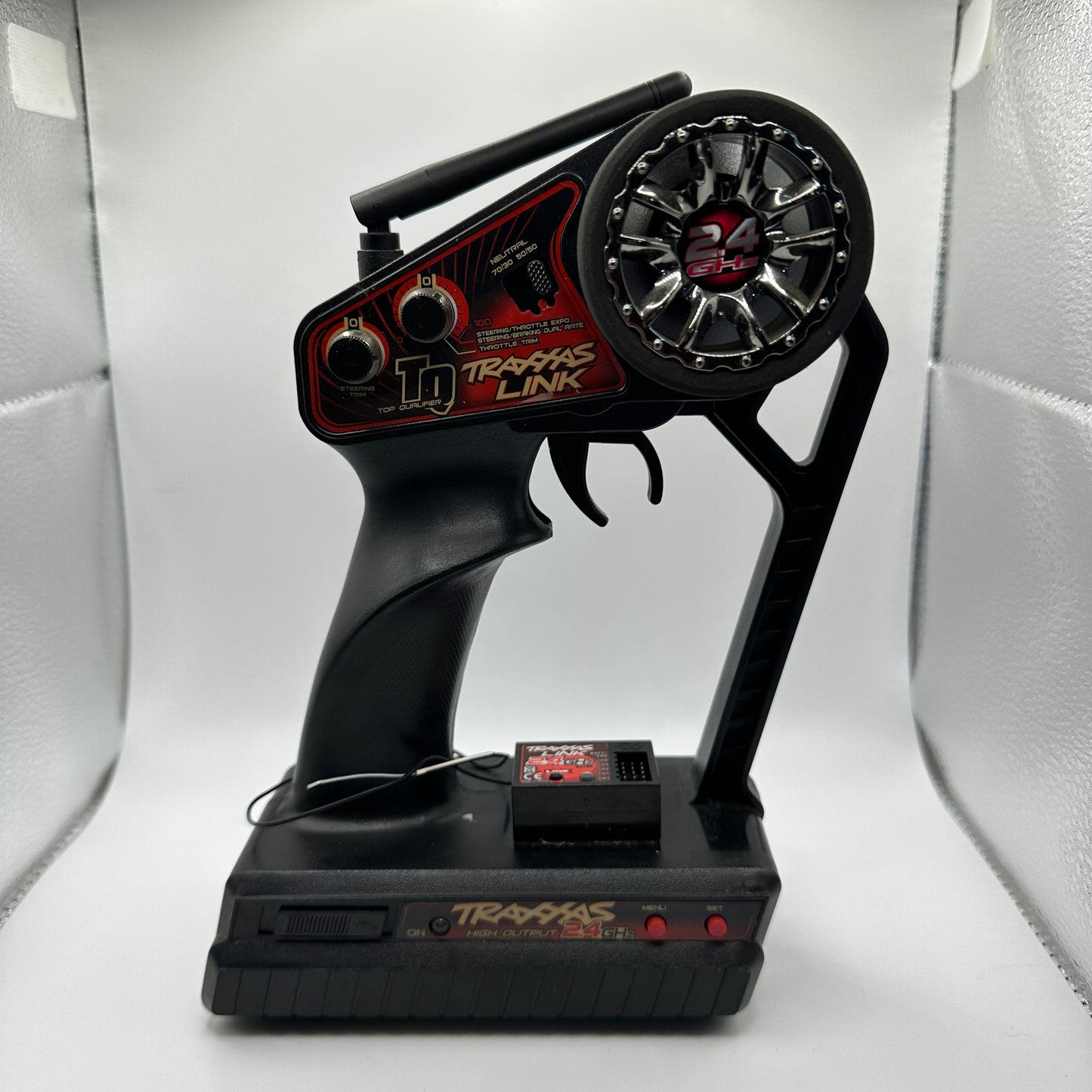 USED Traxxas TQ 2.4GHz 2 Channel Radio Transmitter 2225 & 2.4 Receiver (E-Revo, Summit, Grave Digger)