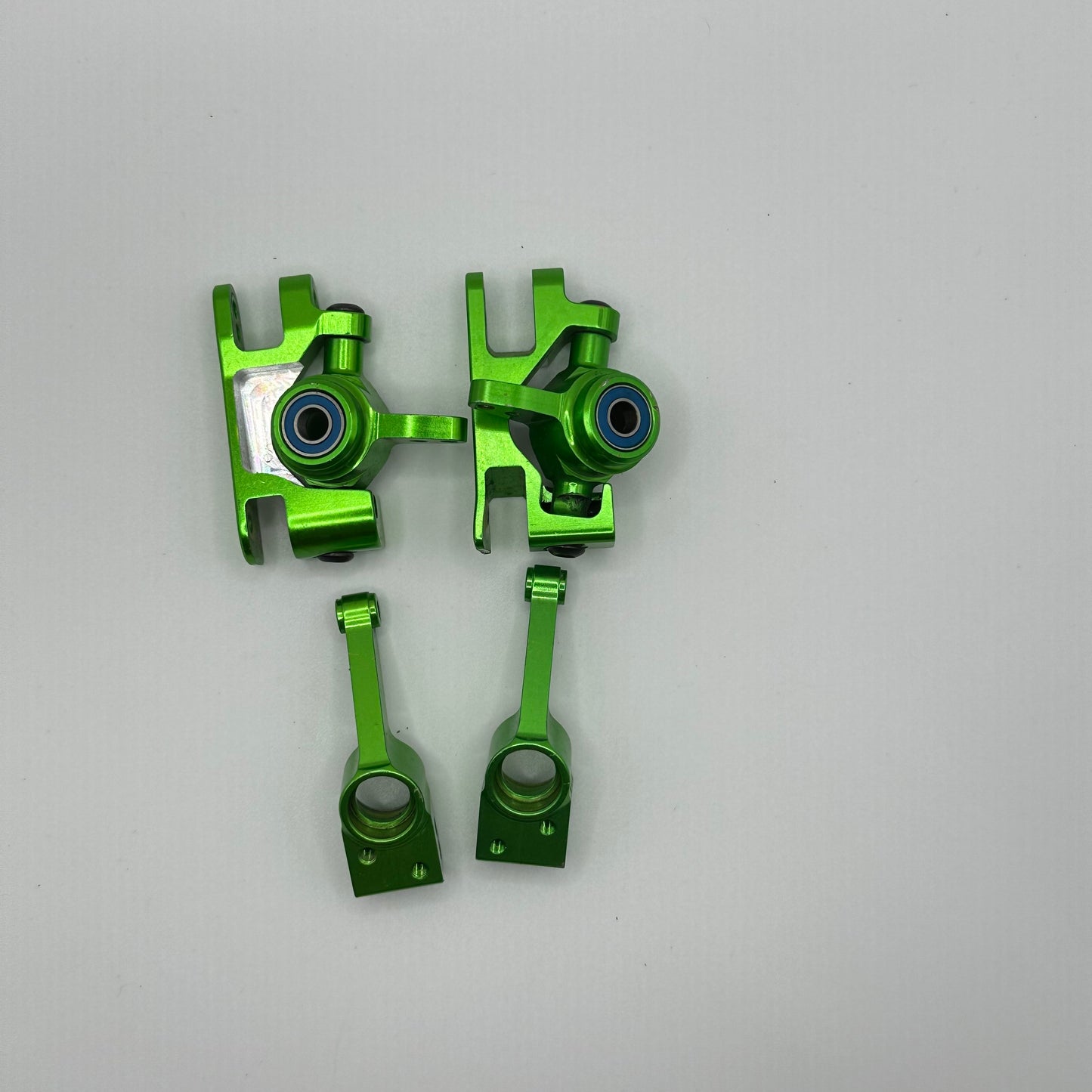 USED Traxxas Green Aluminum Caster Blocks FRONT AND REAR (Slash Rustler Stampede 4x4)